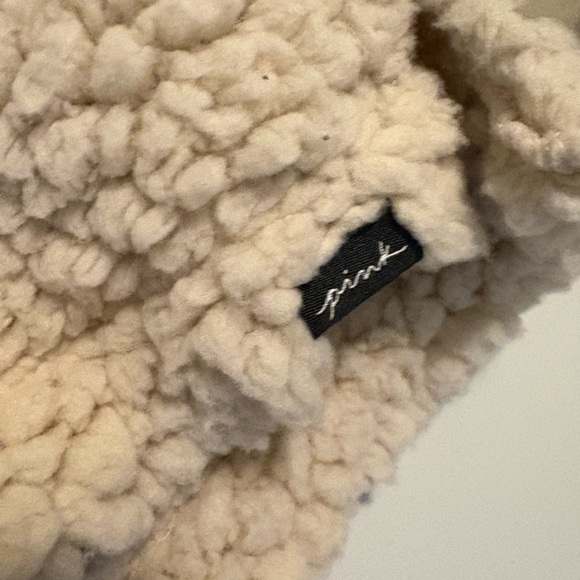 Pink (Victoria’s secret) Sherpa Pullover Super Soft NWT Oversized XL 🐑🤍 0327 - Picture 8 of 9